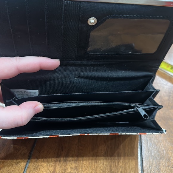 Charming Charlie Elephant wallet. - Picture 4 of 11